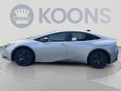 2027 Toyota Prius Plug-In Hybrid SE