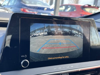 2026 Toyota Prius Plug-In Hybrid SE