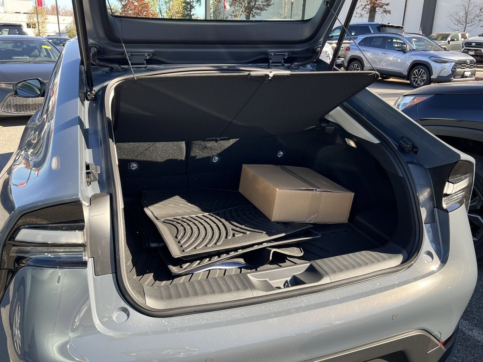 2026 Toyota Prius Plug-In Hybrid SE