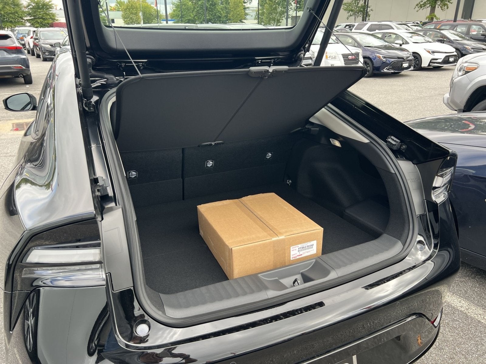 2027 Toyota Prius Plug-In Hybrid XSE Premium