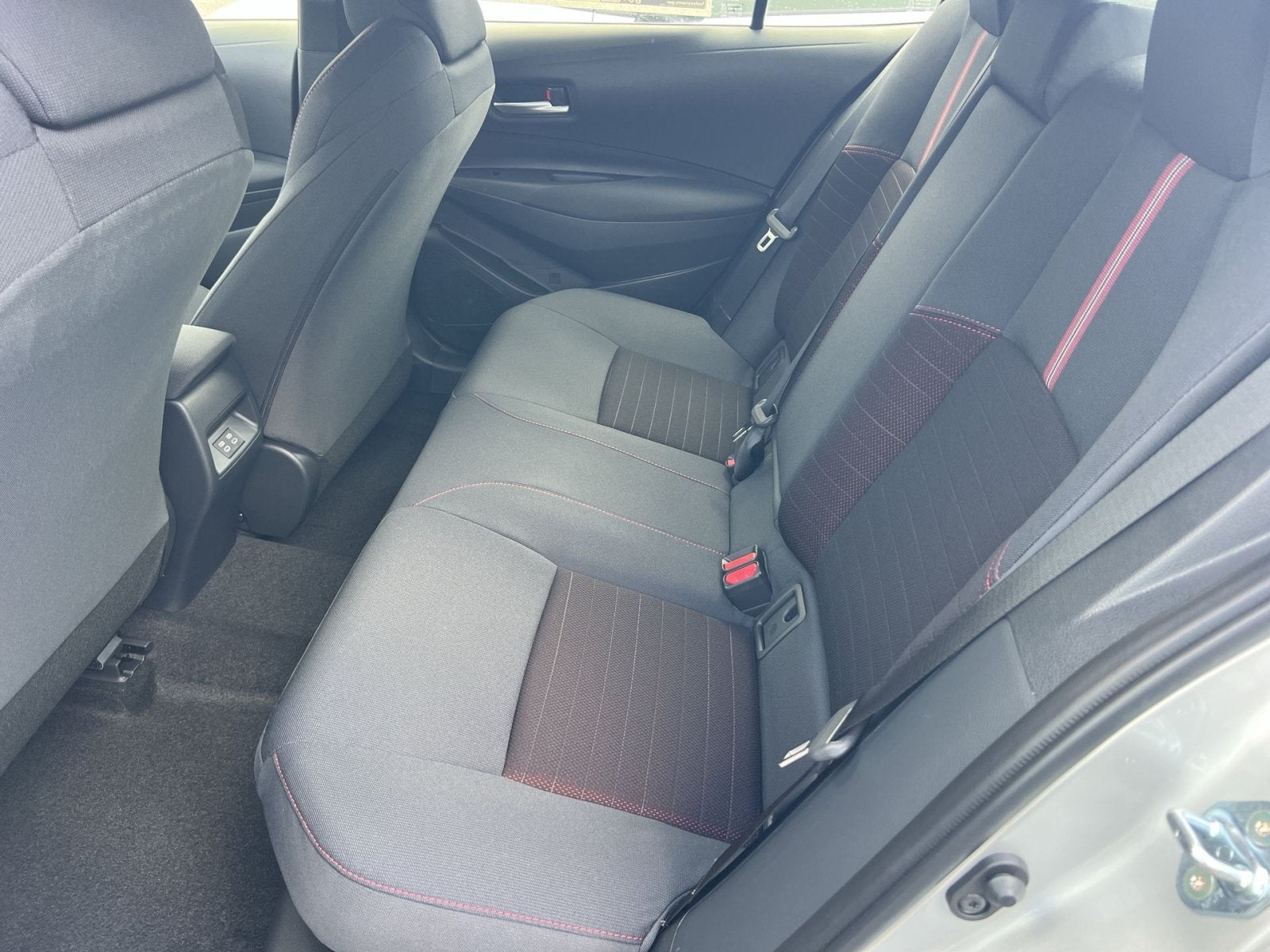 2027 Toyota Corolla Hybrid SE