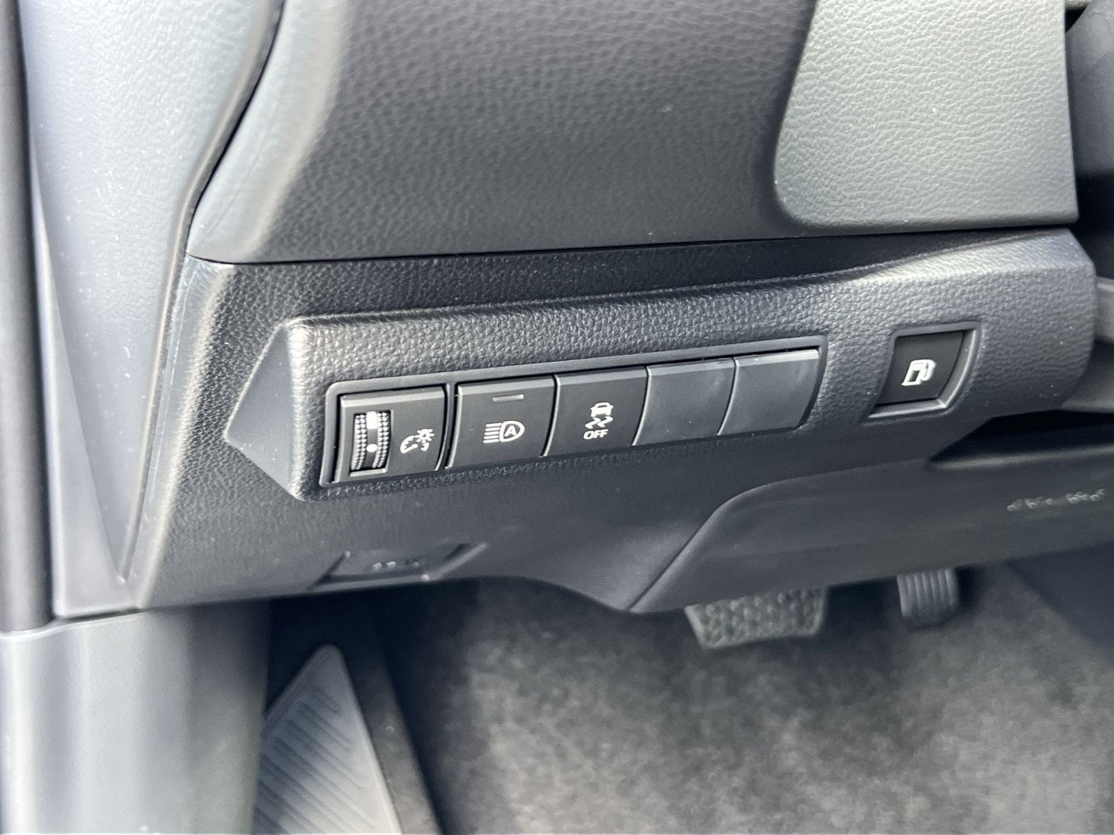 2027 Toyota Corolla Hybrid SE