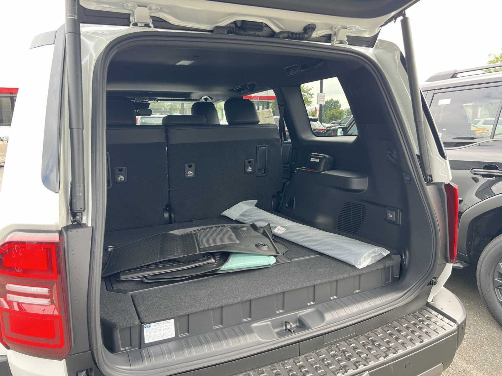 2027 Toyota Land Cruiser Base