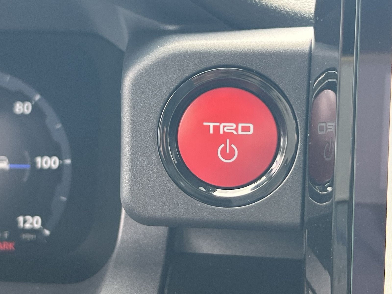 2026 Toyota 4Runner i-FORCE MAX Hybrid TRD Pro