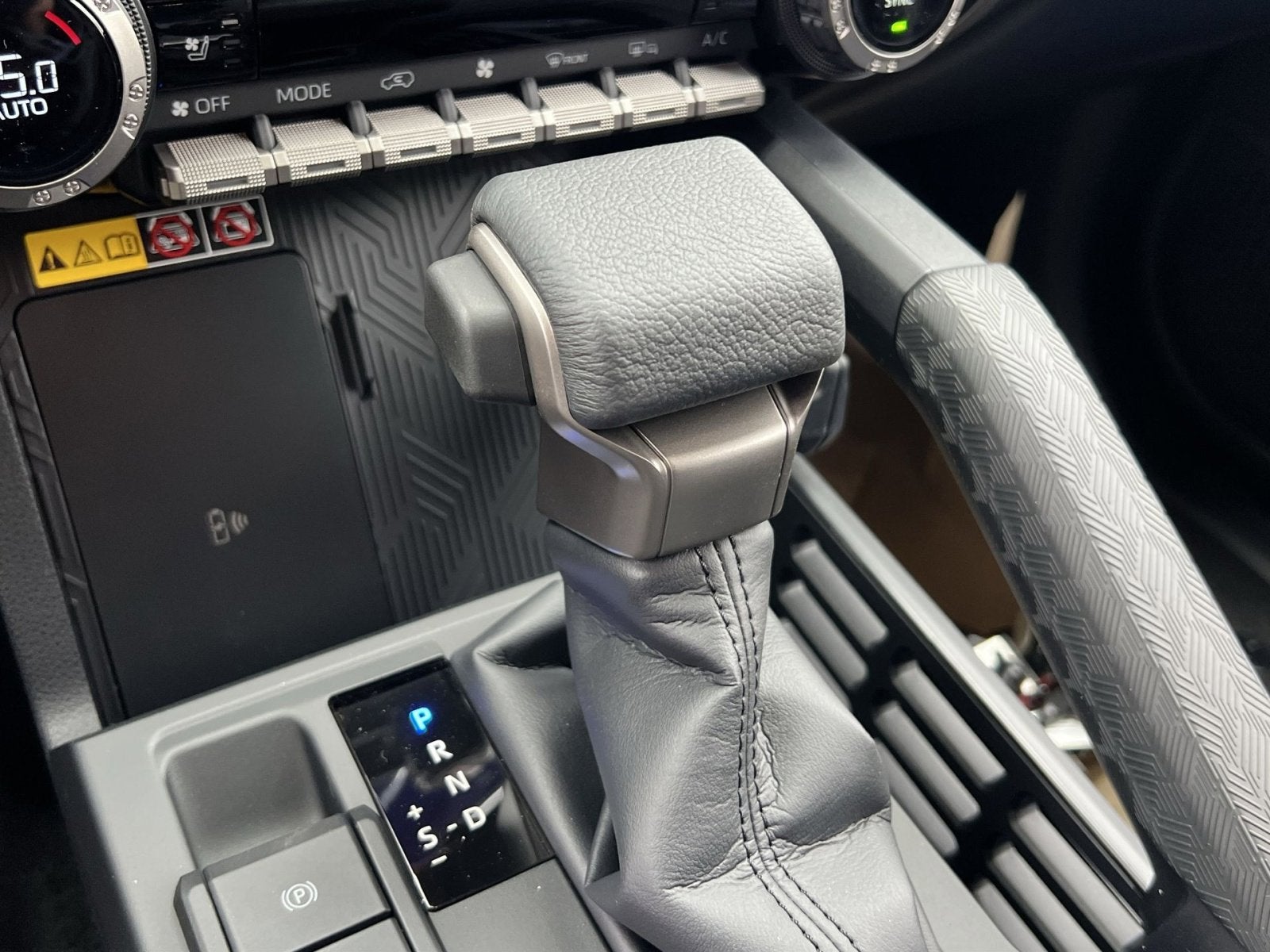 2026 Toyota 4Runner i-FORCE MAX Hybrid Platinum