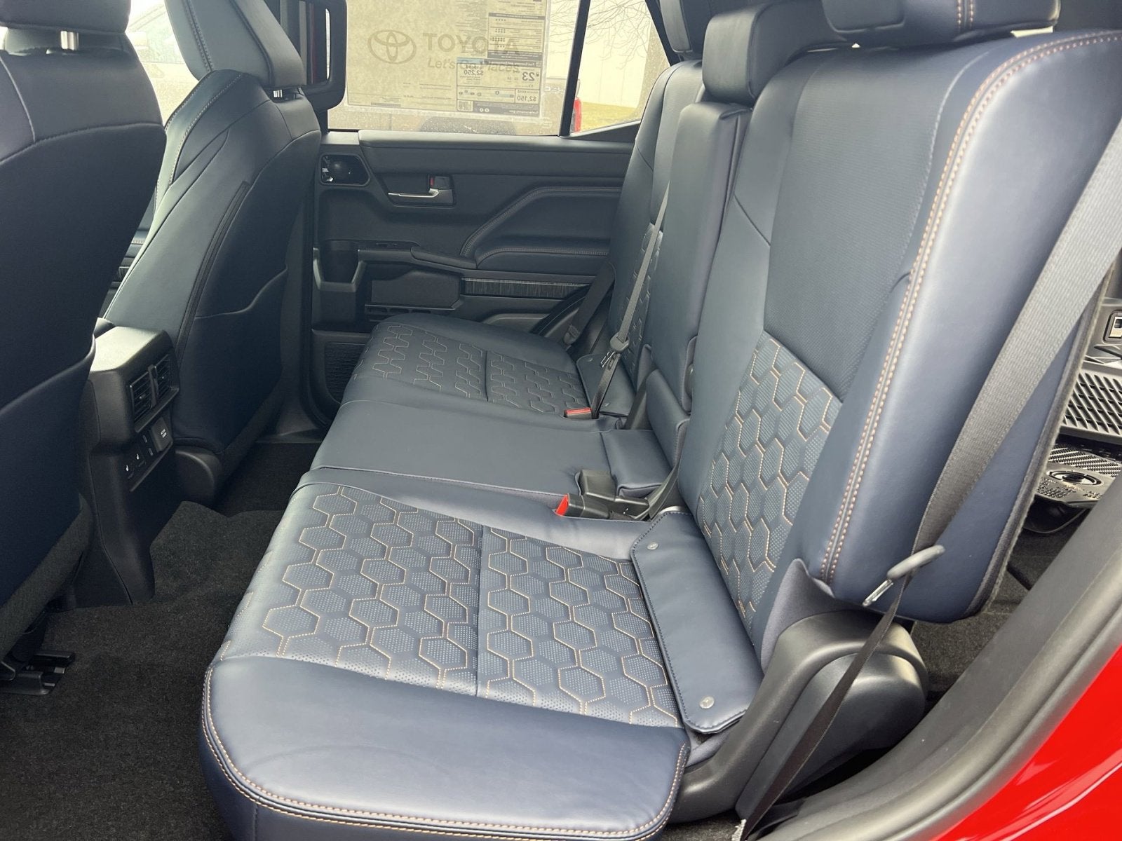 2026 Toyota 4Runner i-FORCE MAX Hybrid Platinum