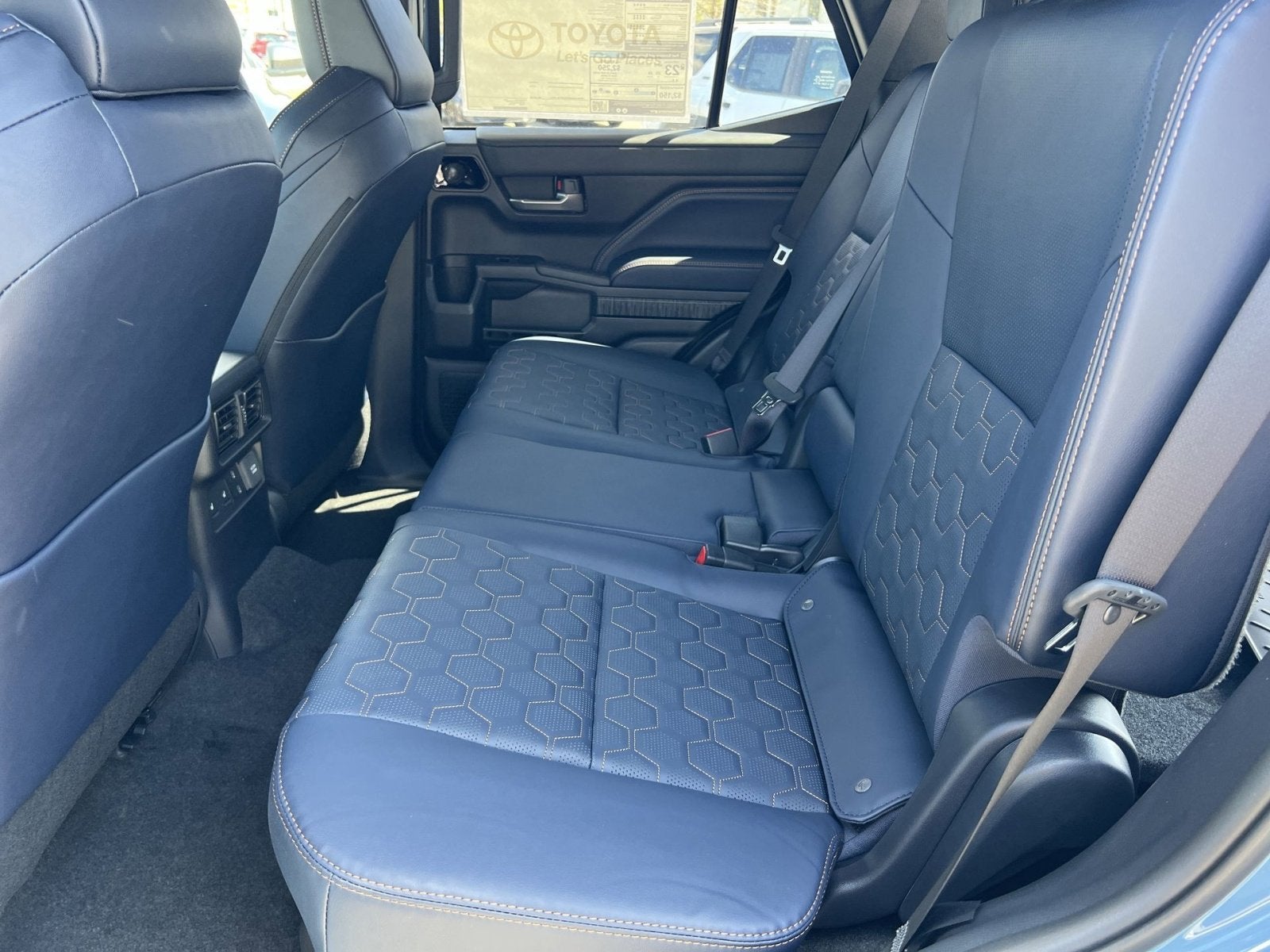 2026 Toyota 4Runner i-FORCE MAX Hybrid Platinum