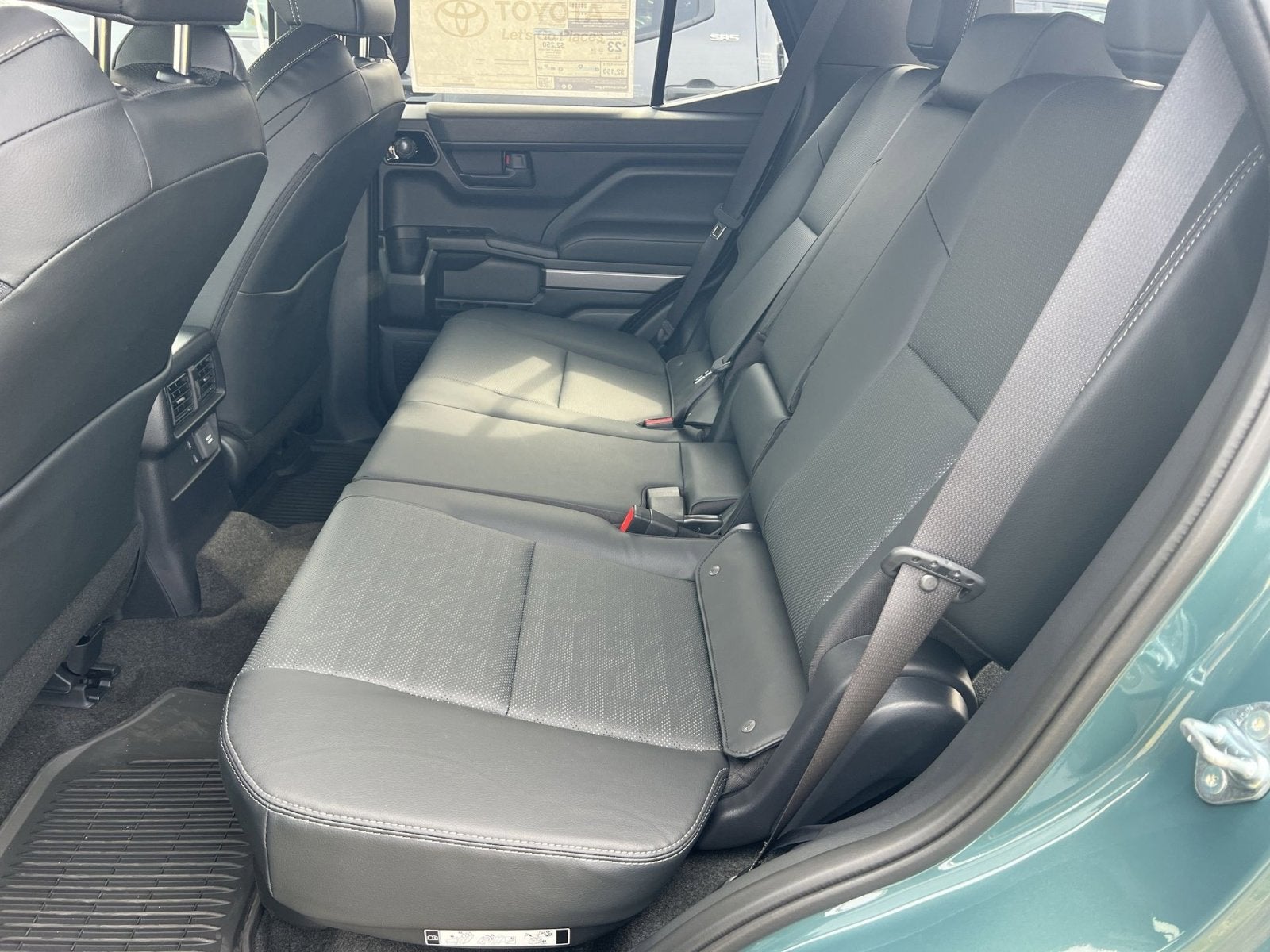 2026 Toyota 4Runner i-FORCE MAX Hybrid TRD Off Road Premium