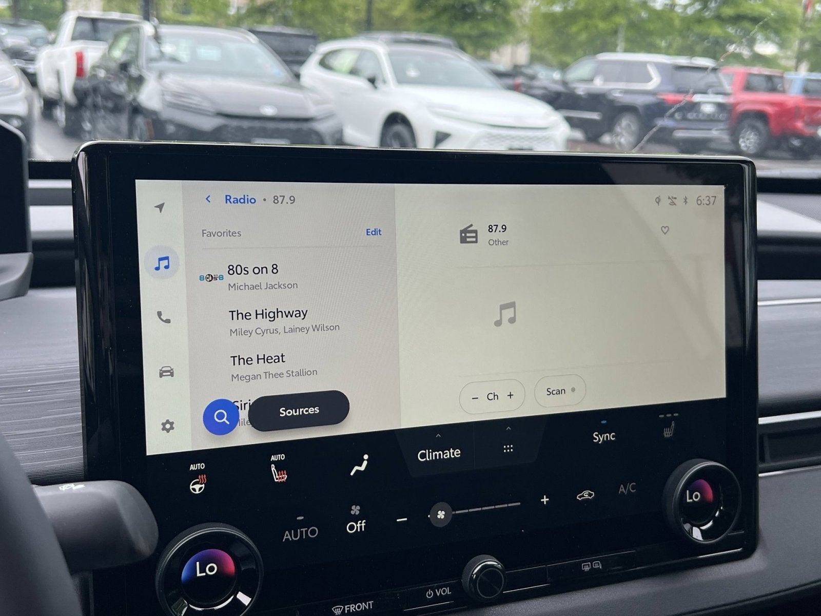 2026 Toyota C-HR Base