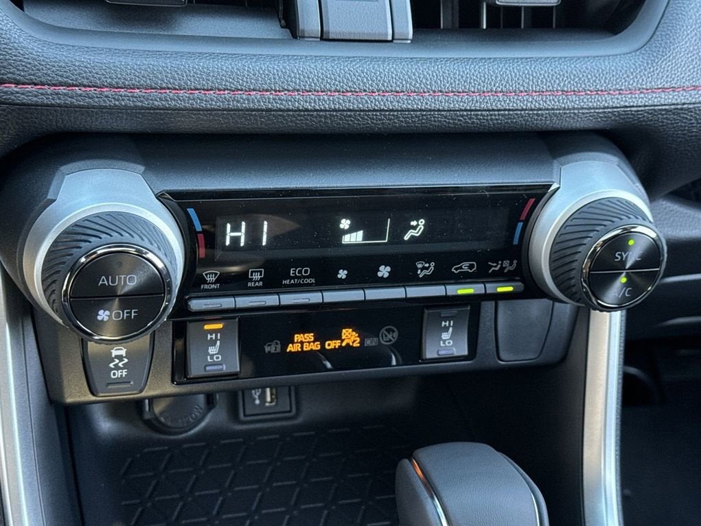 2025 Toyota RAV4 Plug-In Hybrid SE