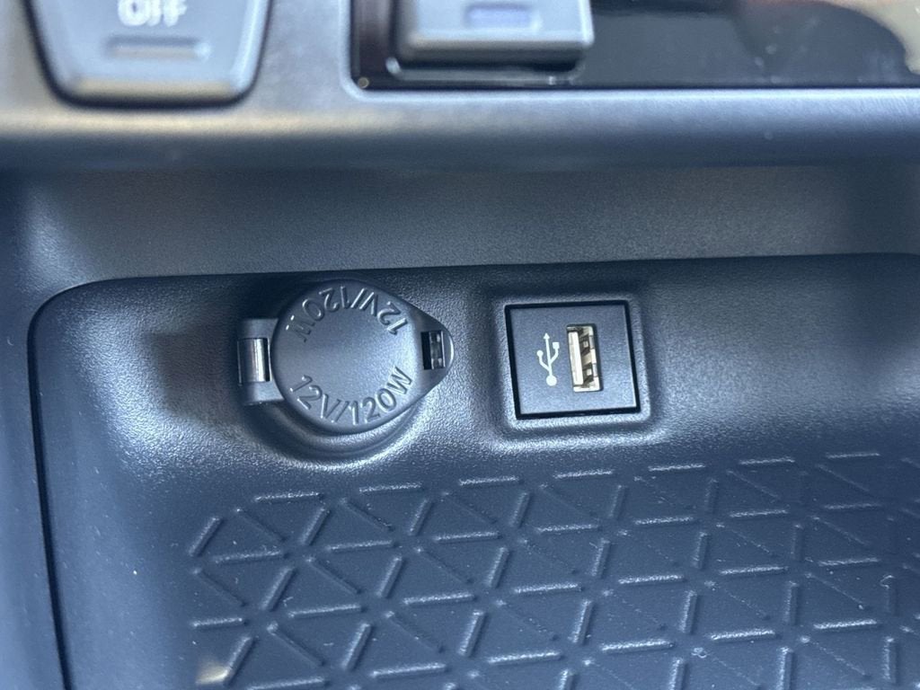 2025 Toyota RAV4 Plug-In Hybrid SE