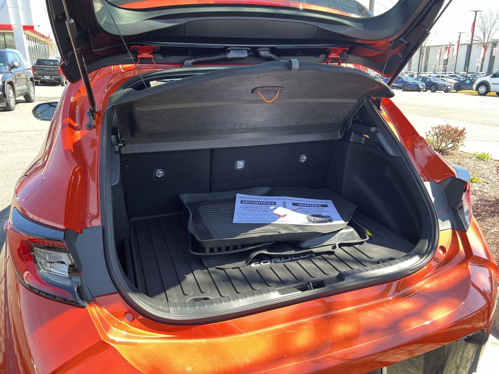 2026 Toyota Corolla Hatchback SE