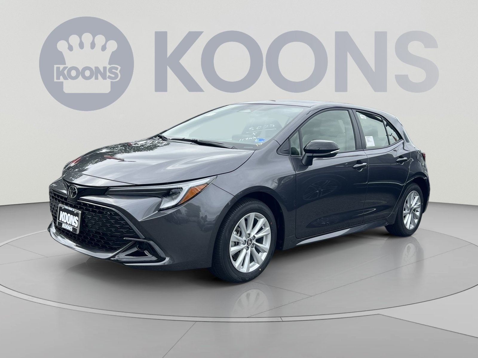 2027 Toyota Corolla Hatchback SE
