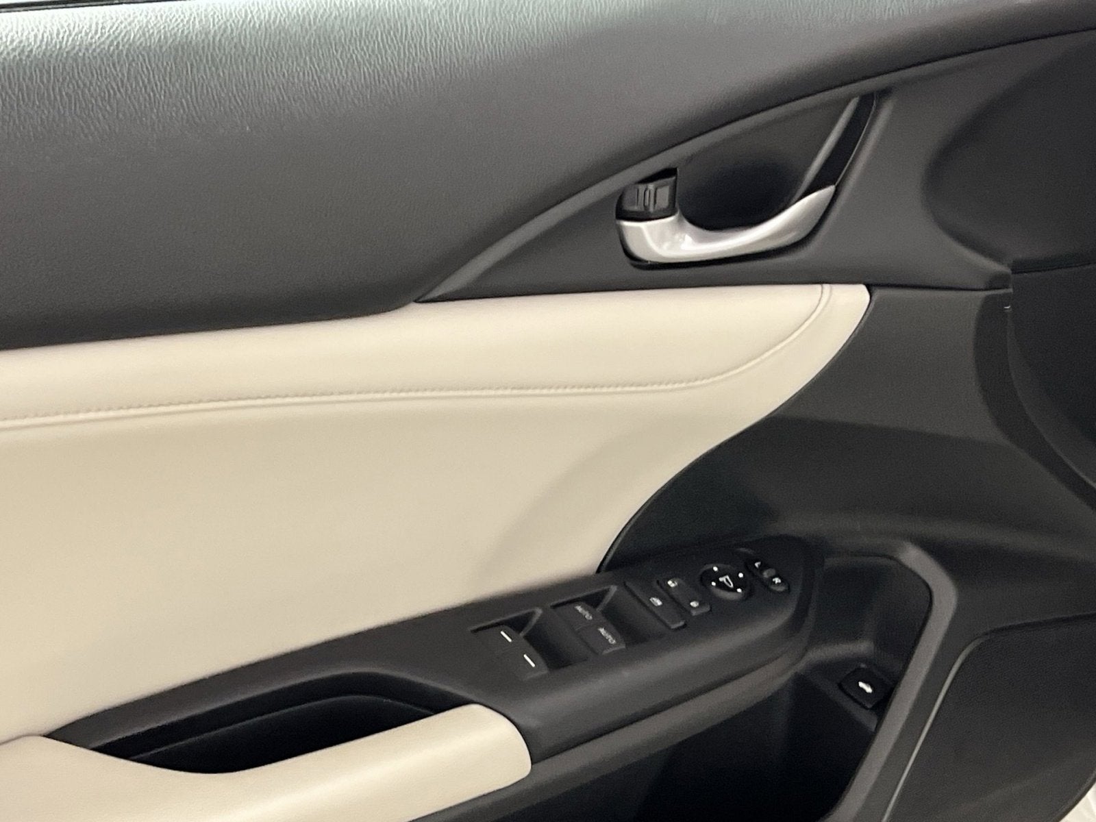 2019 Honda Insight Touring