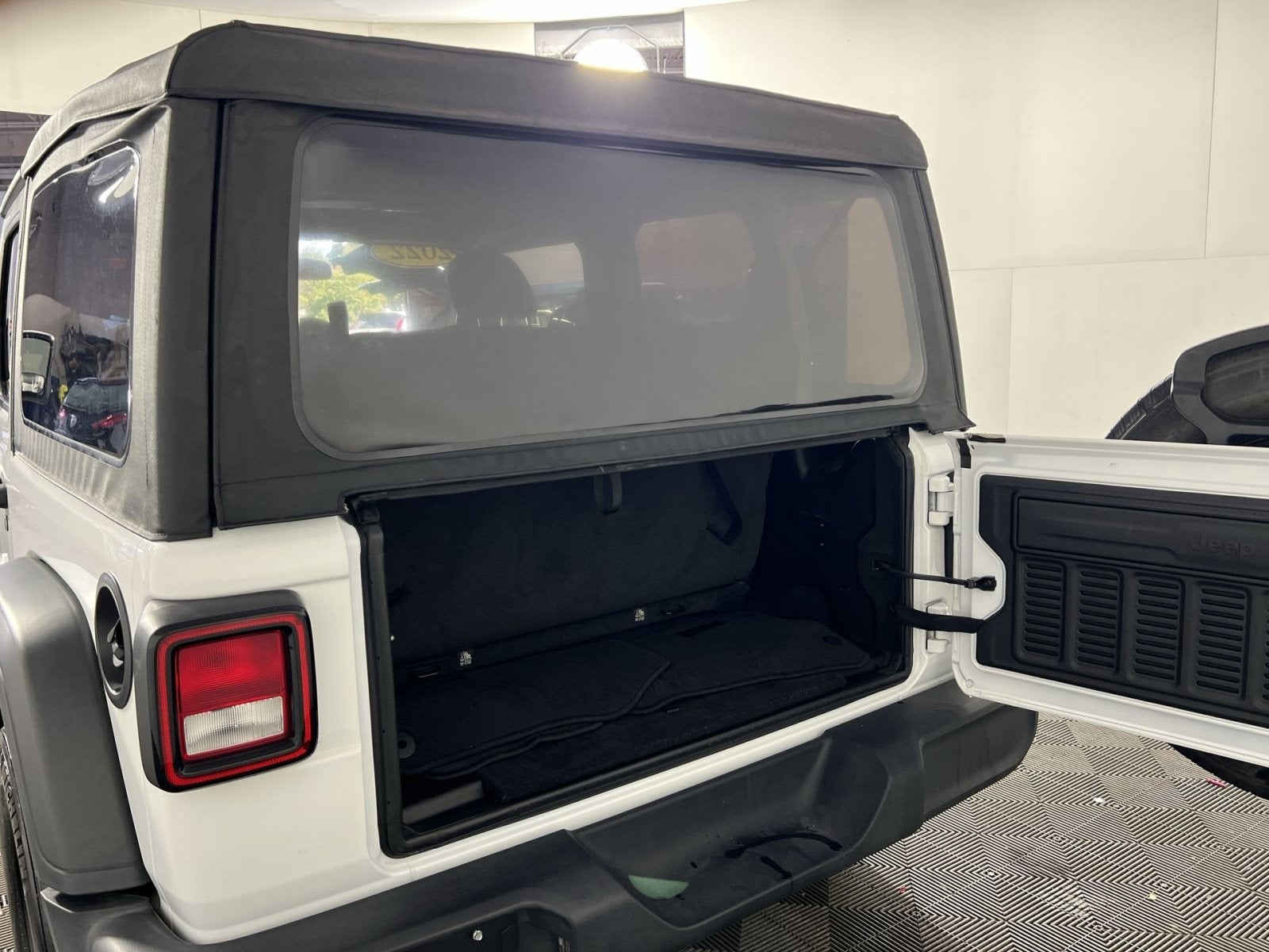 2023 Jeep Wrangler Sport