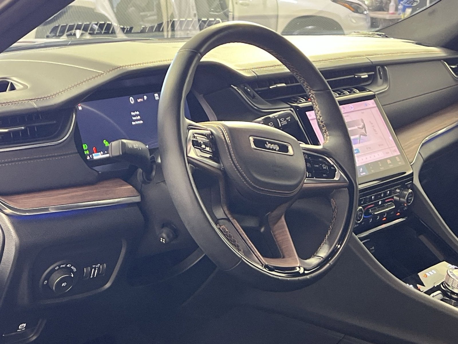 2023 Jeep Grand Cherokee L Summit