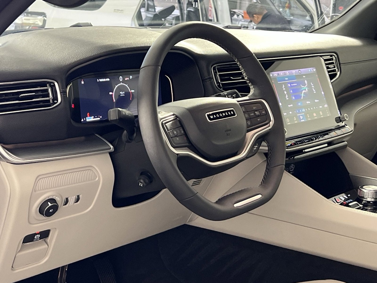 2025 Jeep Wagoneer Base