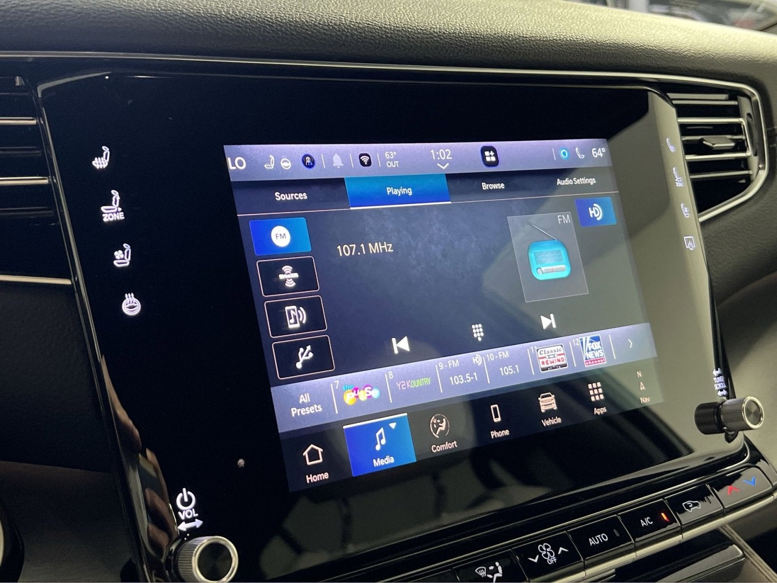 2025 Jeep Wagoneer Base