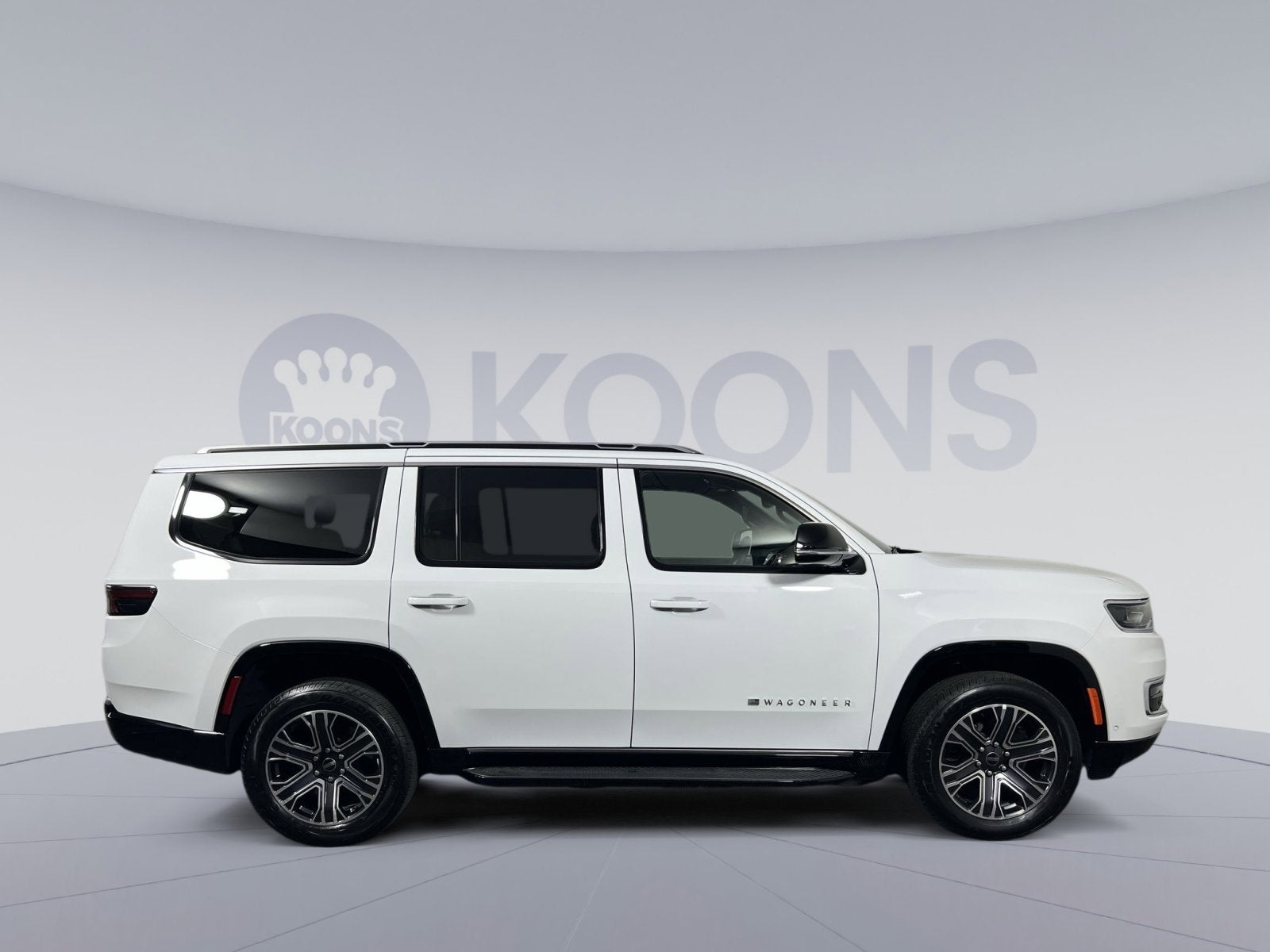 2025 Jeep Wagoneer Base