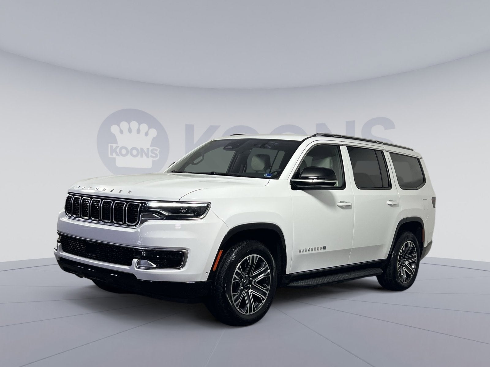 2025 Jeep Wagoneer Base