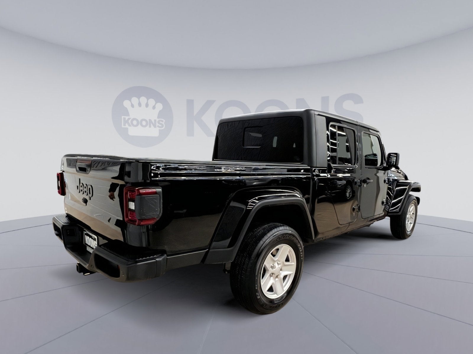 2022 Jeep Gladiator Sport photo 3