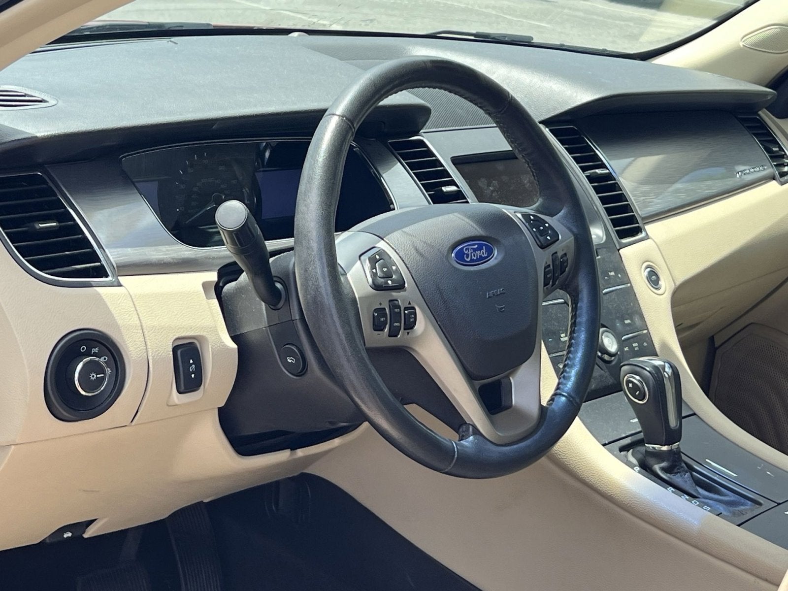2013 Ford Taurus SEL
