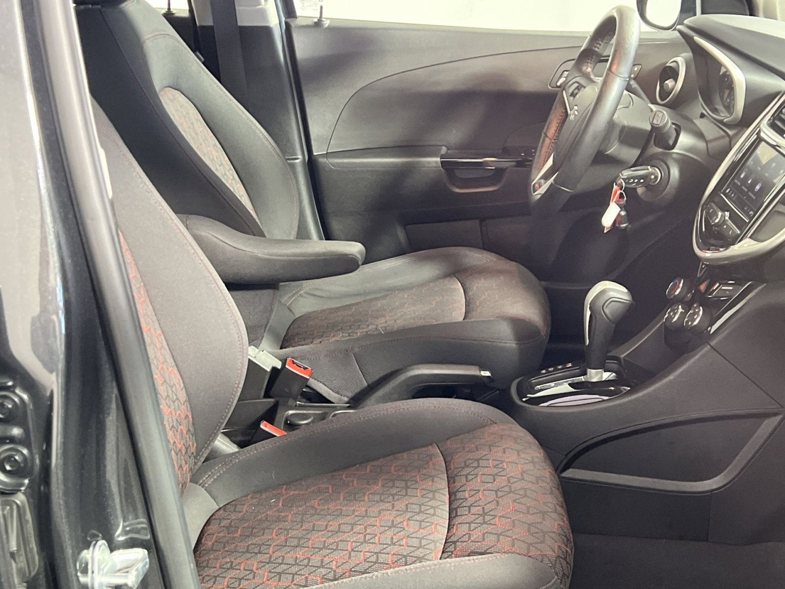 2020 Chevrolet Sonic LT