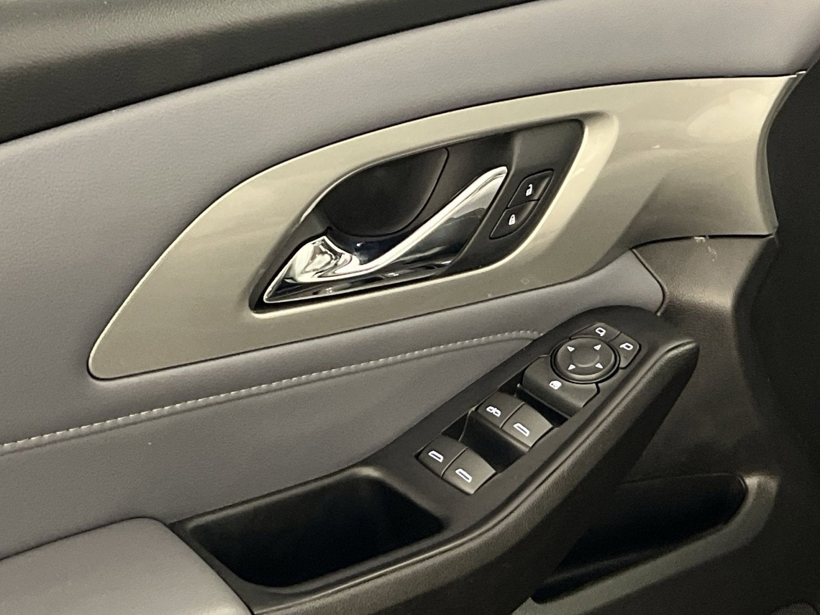 2020 Chevrolet Traverse LT