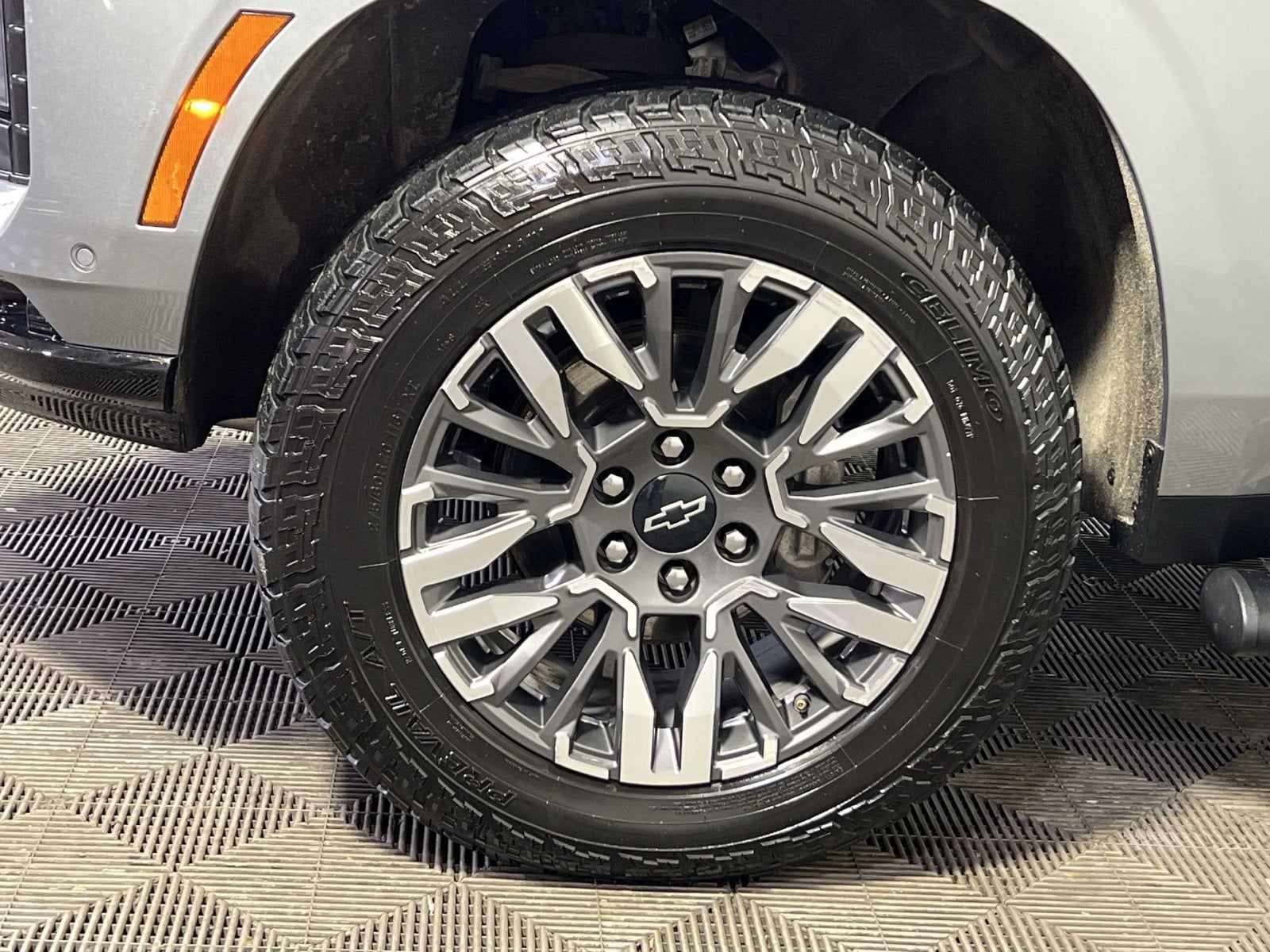 2025 Chevrolet Suburban Z71