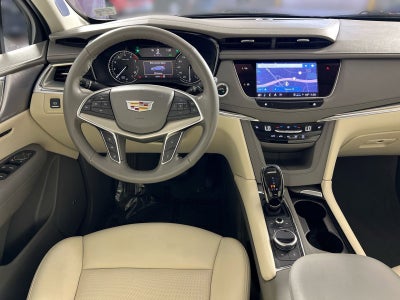 2022 Cadillac XT5 Premium Luxury