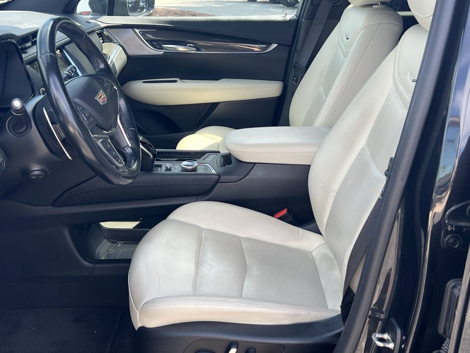 2020 Cadillac XT5 Sport