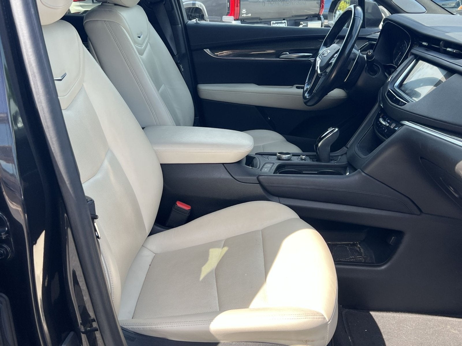 2020 Cadillac XT5 Sport