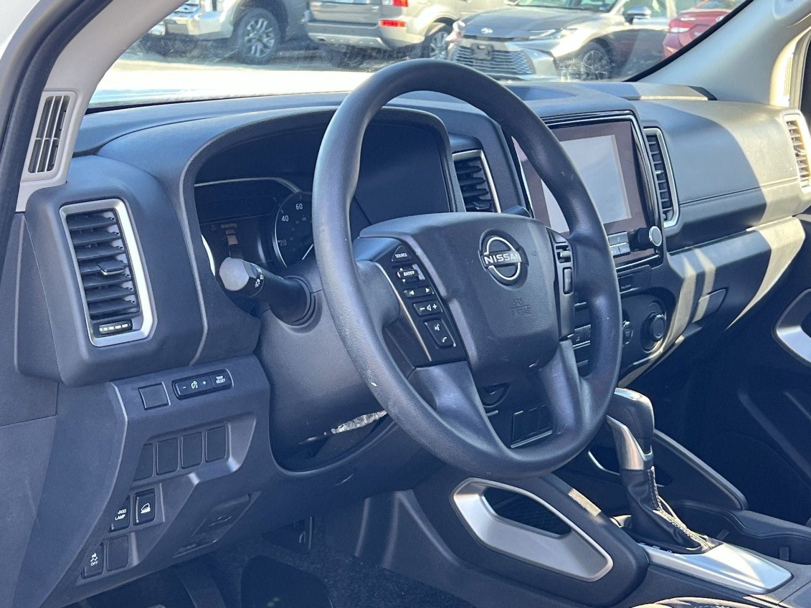 2023 Nissan Frontier SV