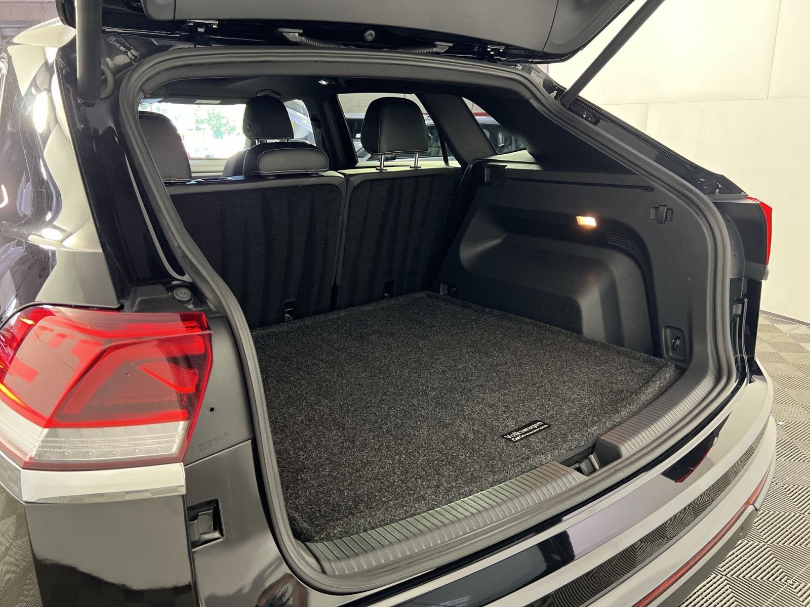2021 Volkswagen Atlas Cross Sport 2.0T SEL