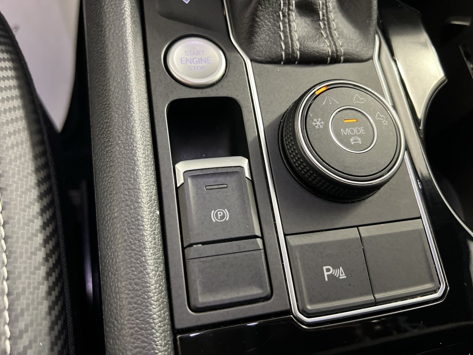 2021 Volkswagen Atlas Cross Sport 2.0T SEL