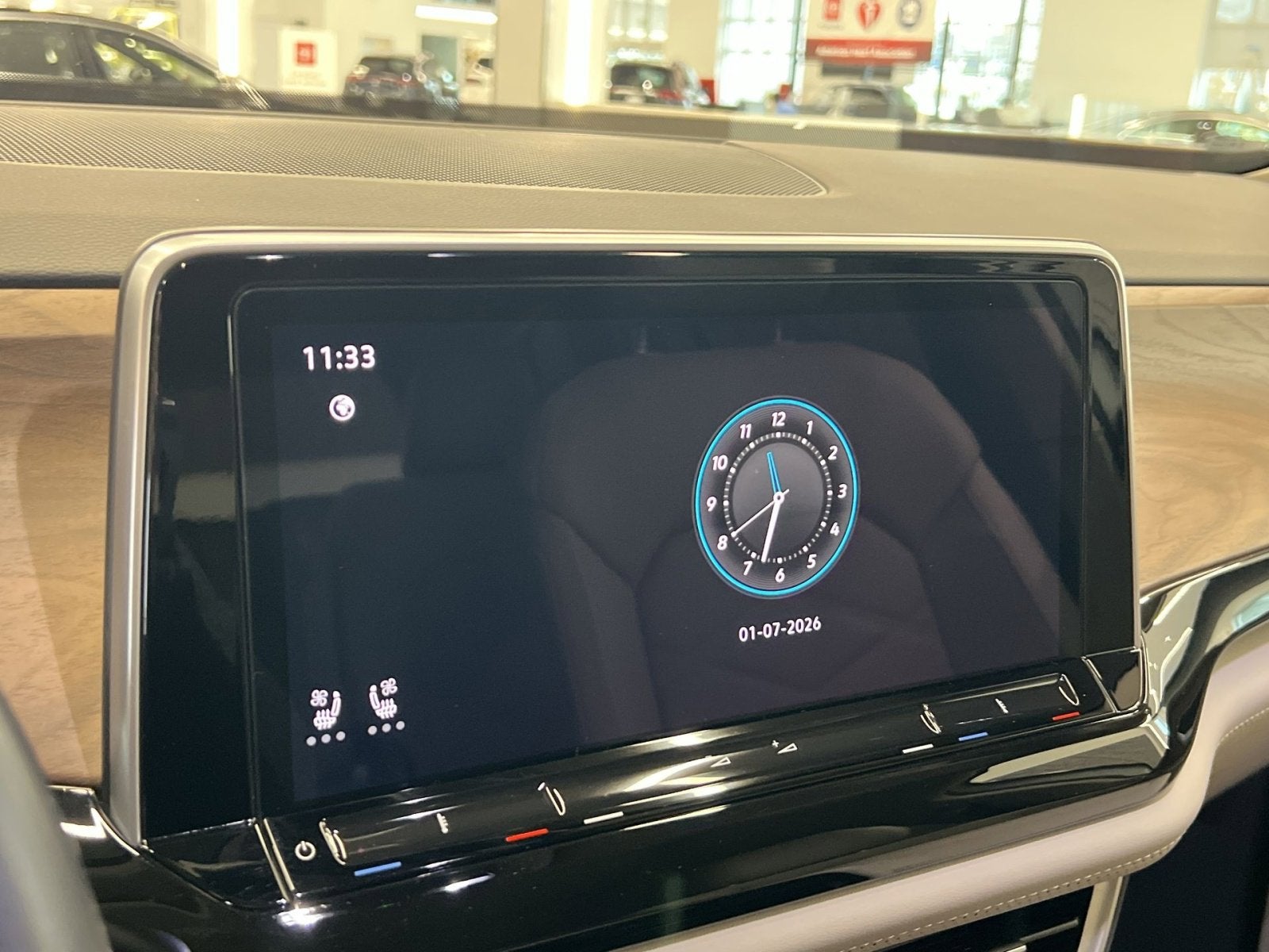 2025 Volkswagen Atlas 2.0T SE w/Technology