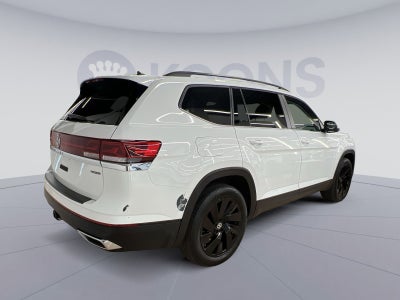 2025 Volkswagen Atlas 2.0T SE w/Technology