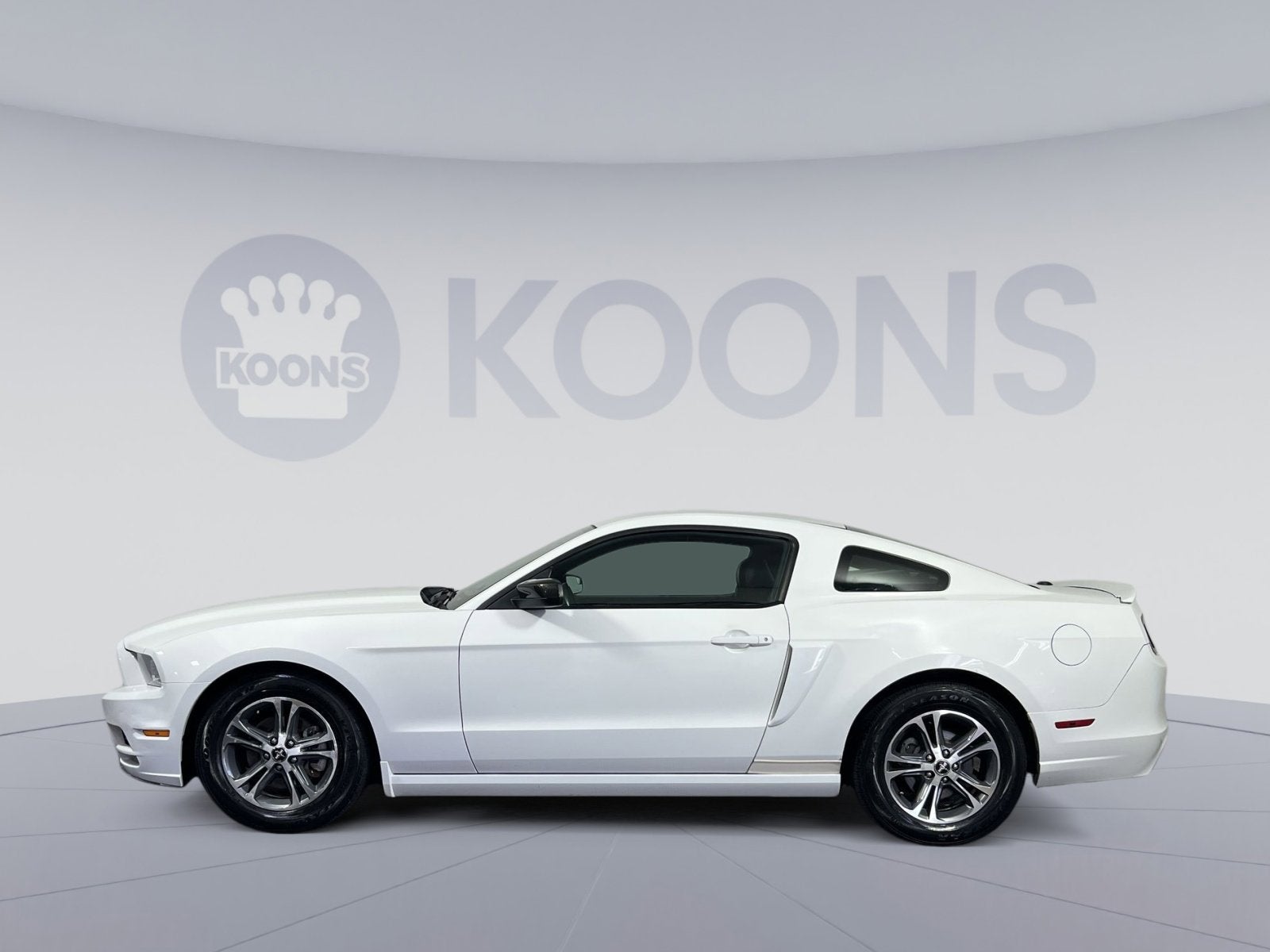 2014 Ford Mustang V6 Premium