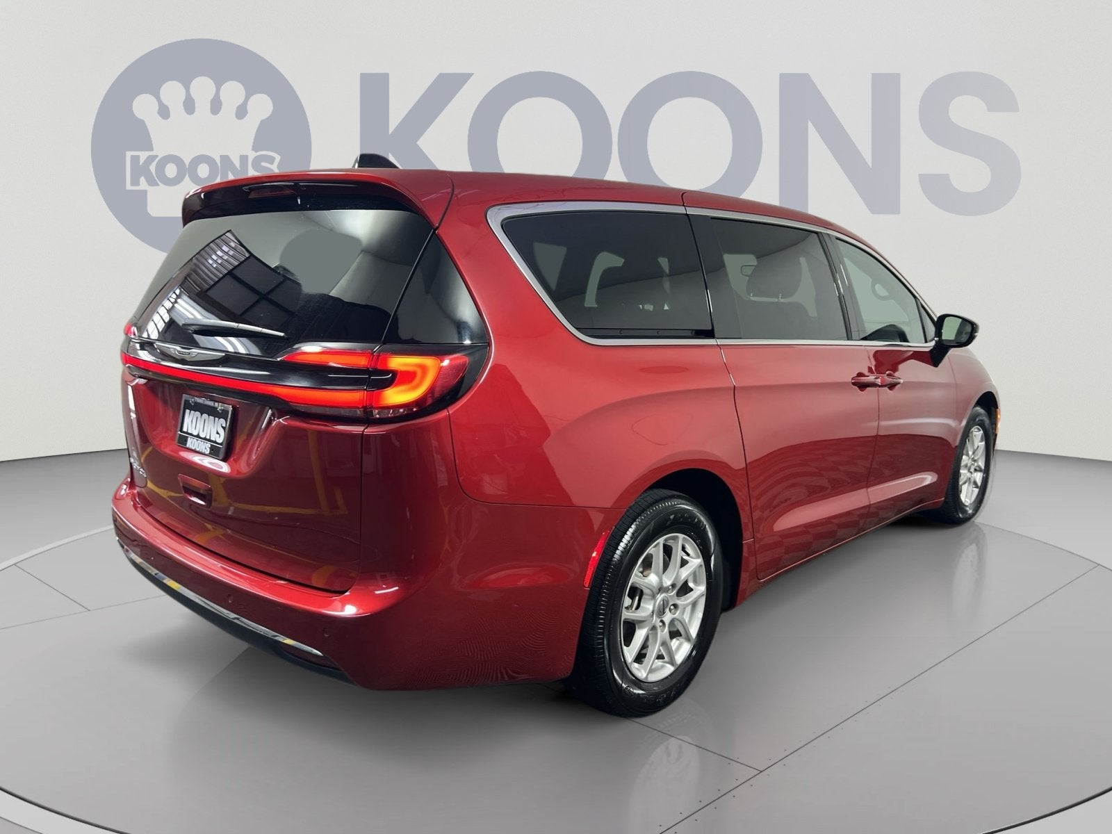 2025 Chrysler Pacifica Select
