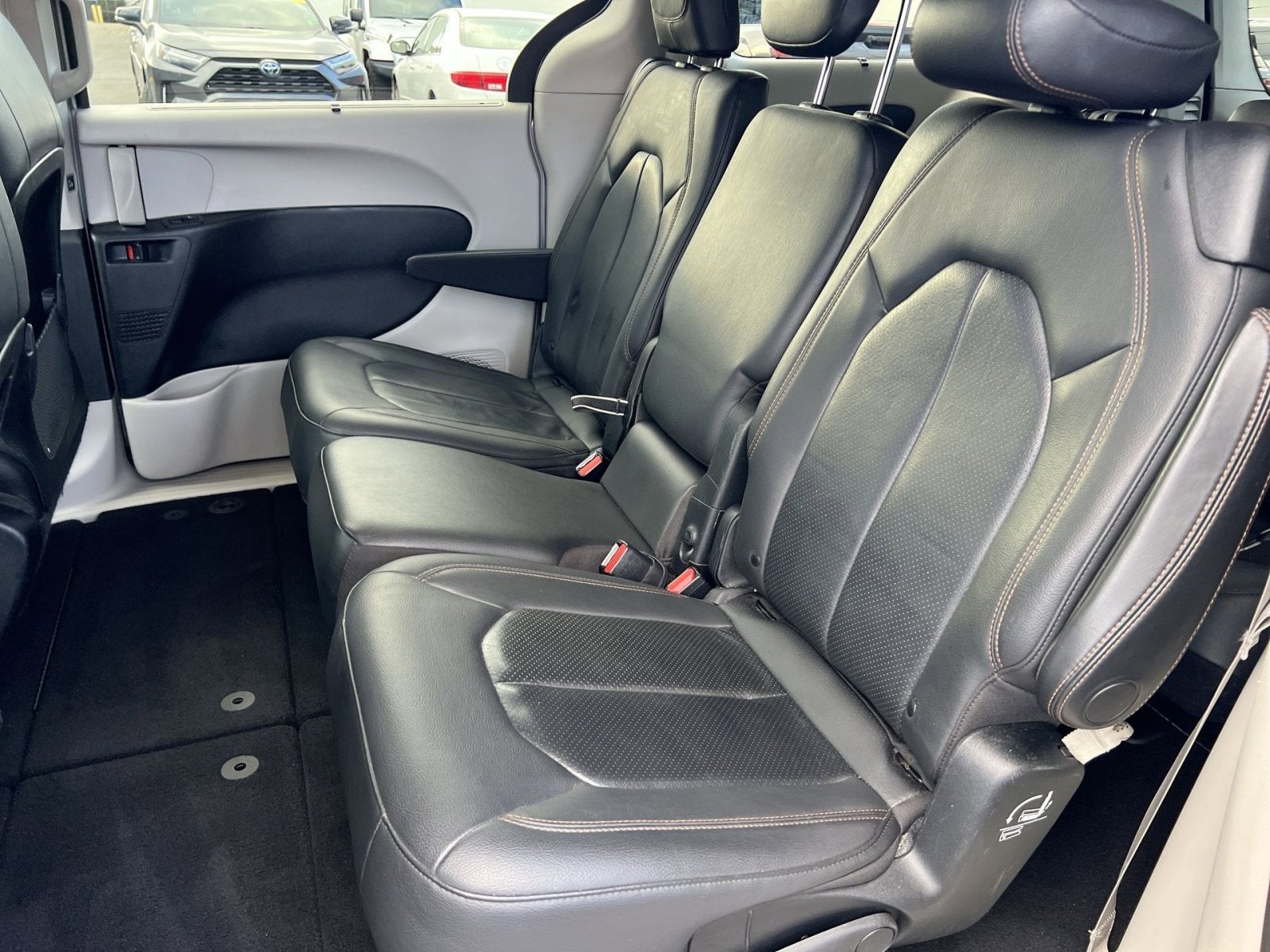 2020 Chrysler Pacifica Touring L