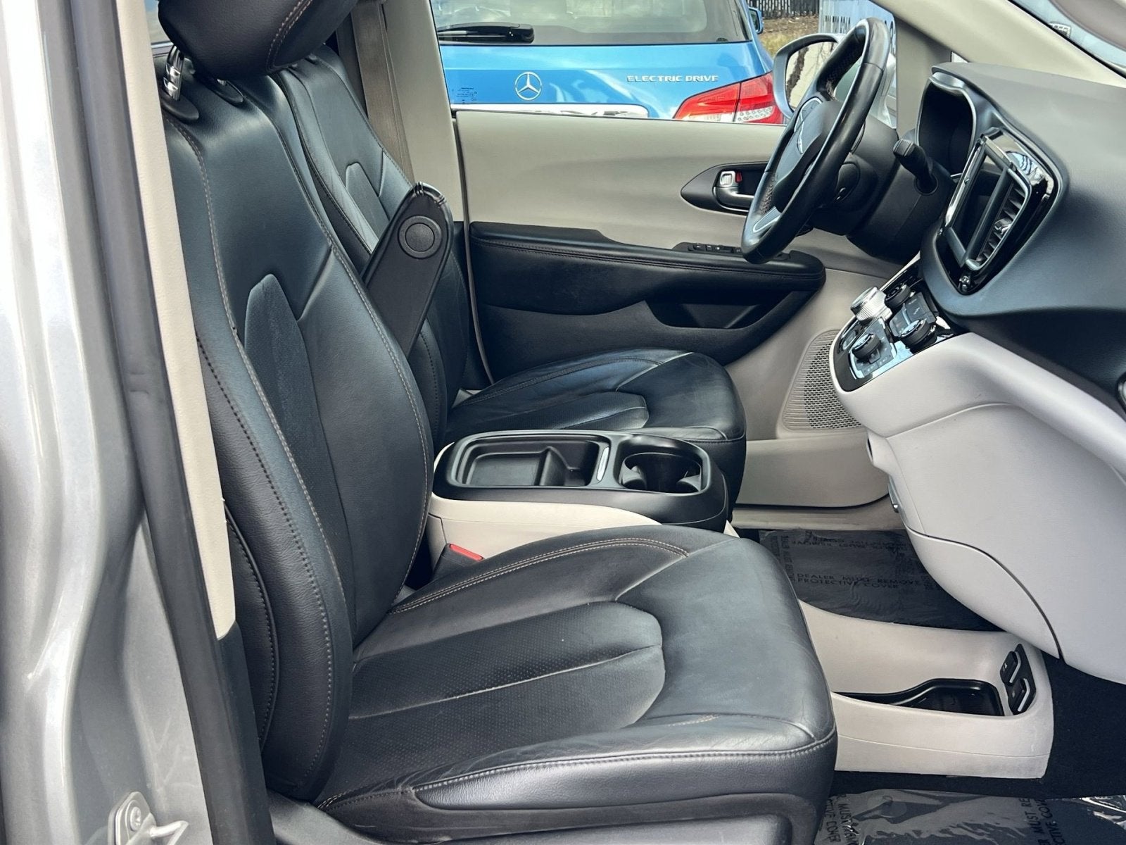 2020 Chrysler Pacifica Touring L