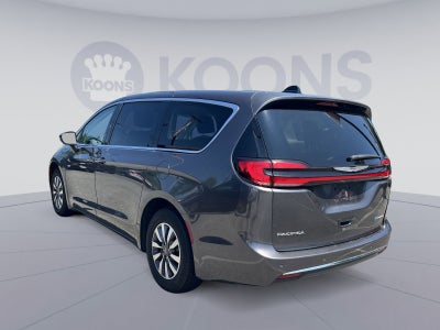 2023 Chrysler Pacifica Hybrid Touring L
