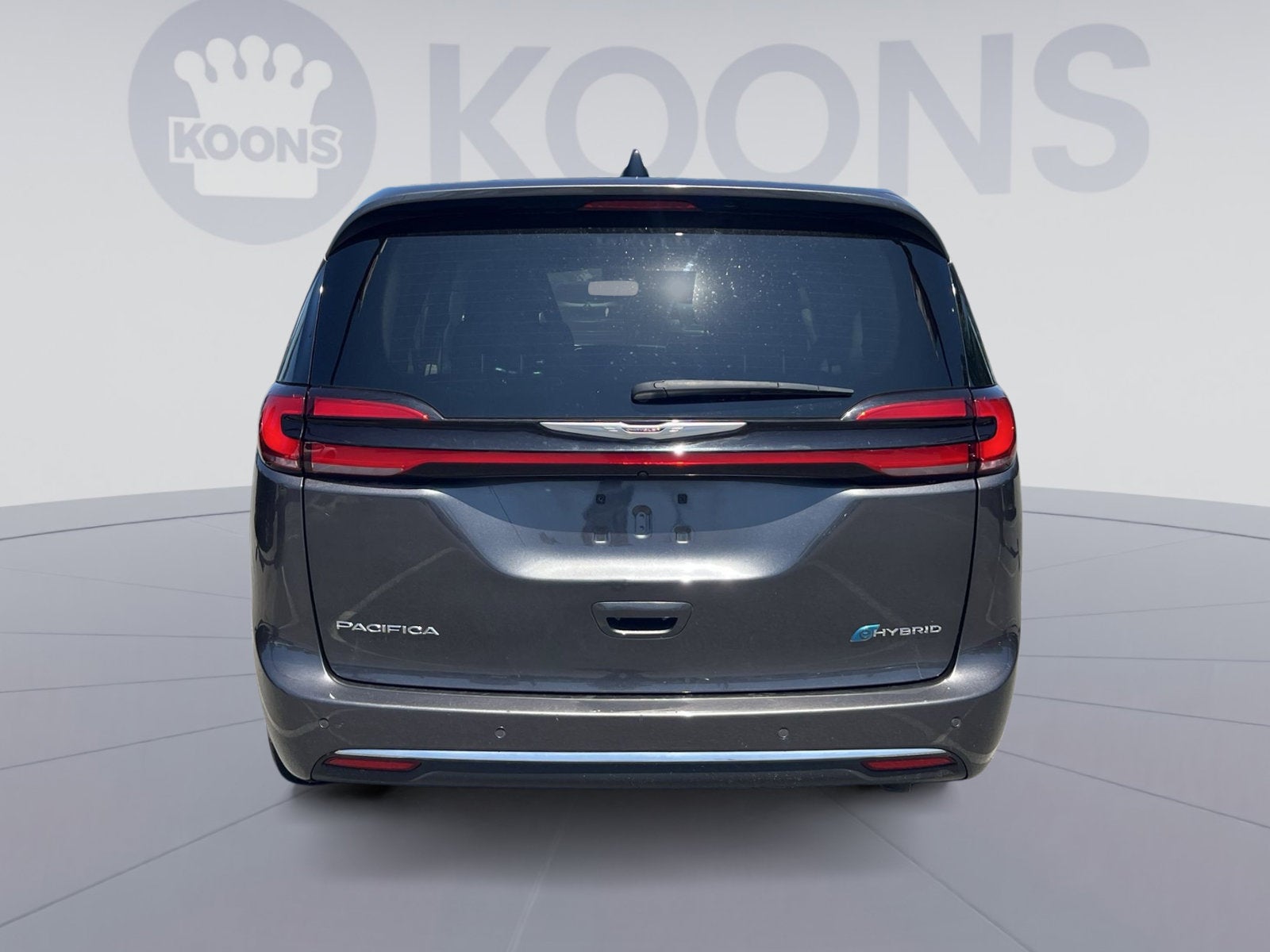 2023 Chrysler Pacifica Hybrid Touring L