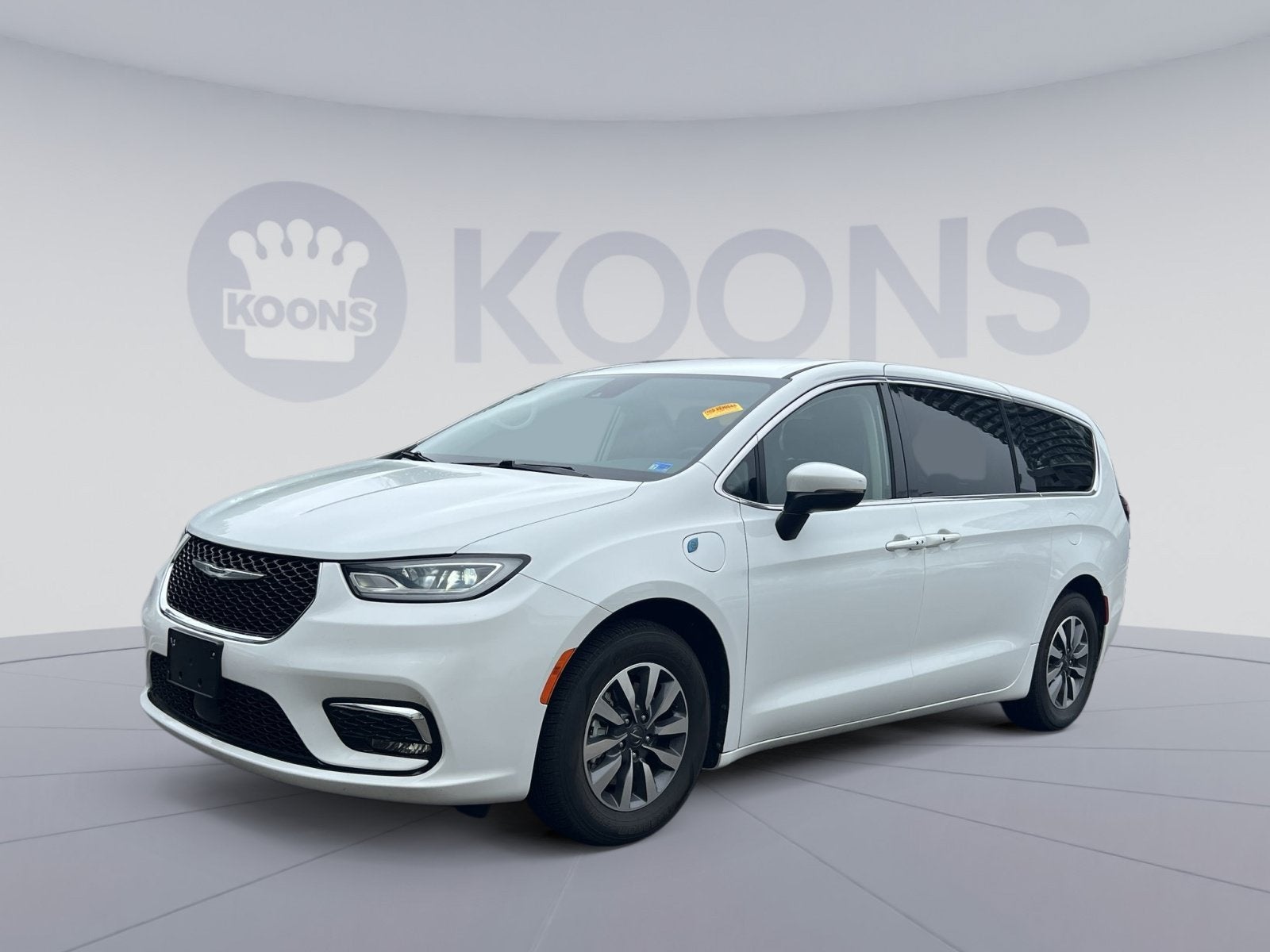 2023 Chrysler Pacifica Hybrid Touring L