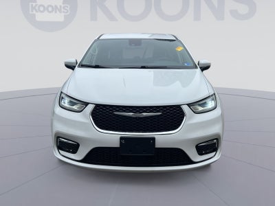 2023 Chrysler Pacifica Hybrid Touring L