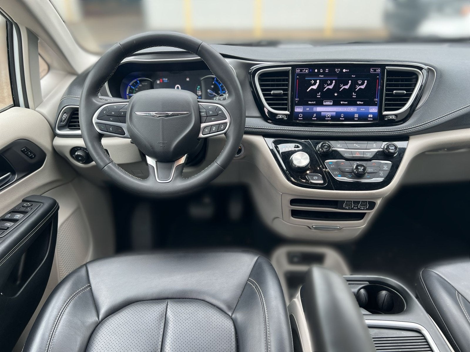 2023 Chrysler Pacifica Hybrid Touring L