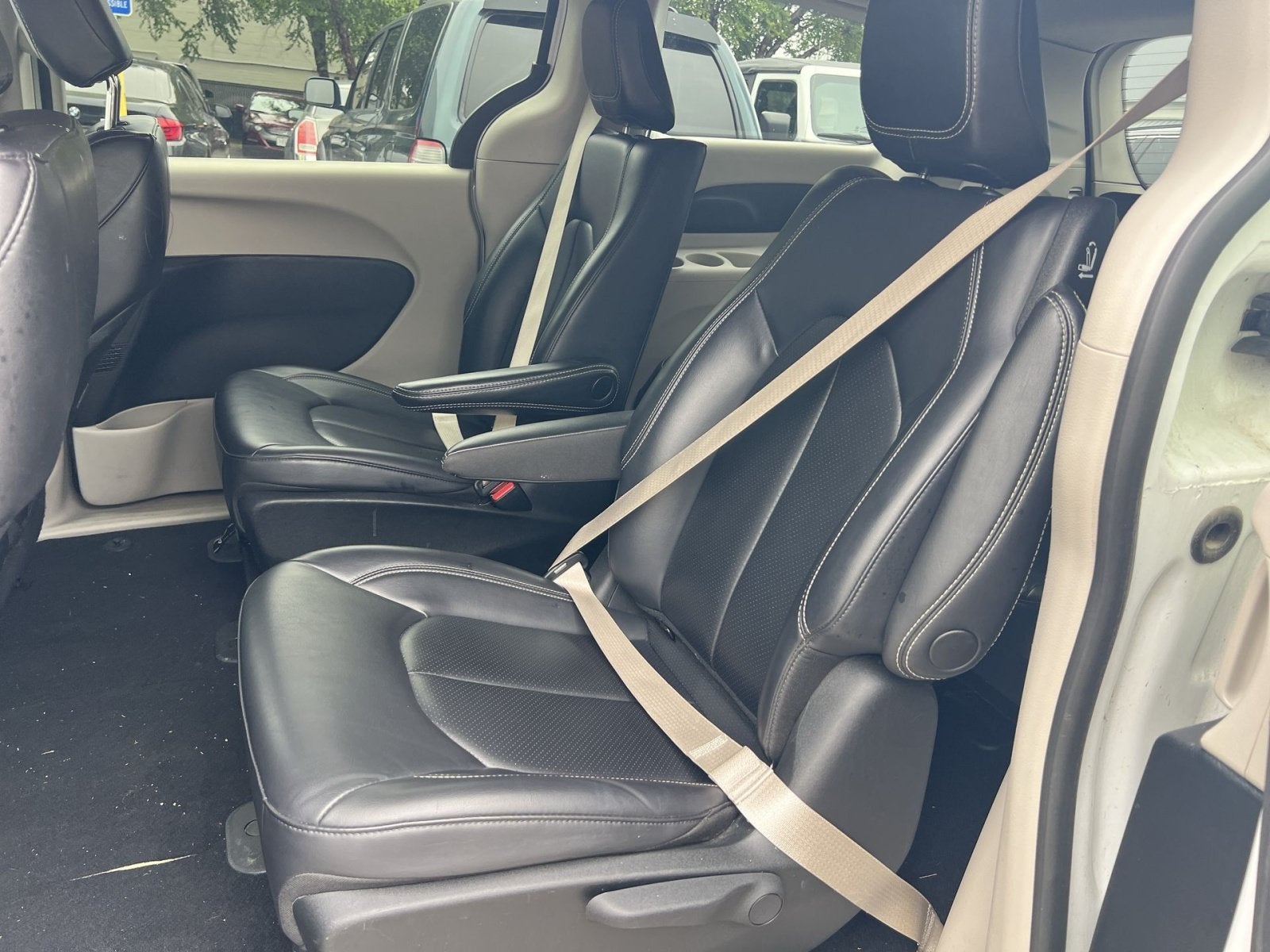 2023 Chrysler Pacifica Hybrid Touring L