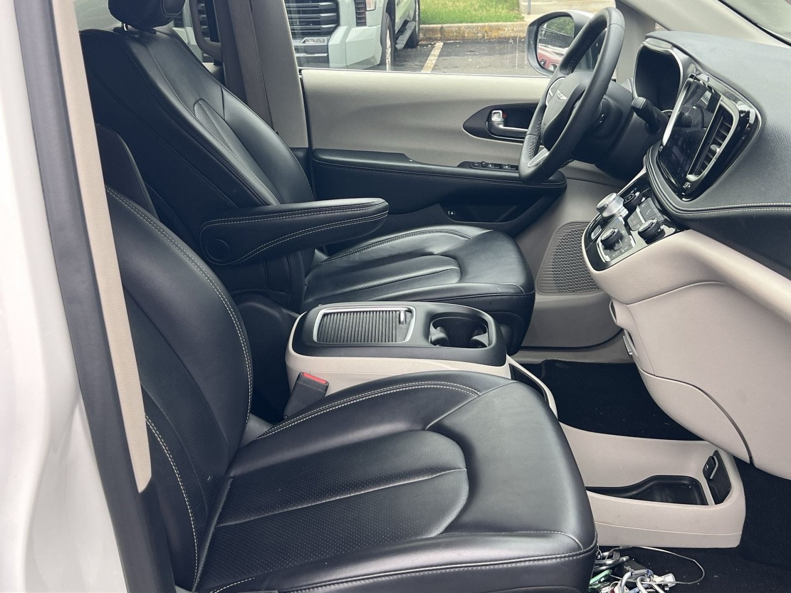2023 Chrysler Pacifica Hybrid Touring L