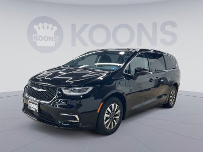 2024 Chrysler Pacifica Hybrid Select