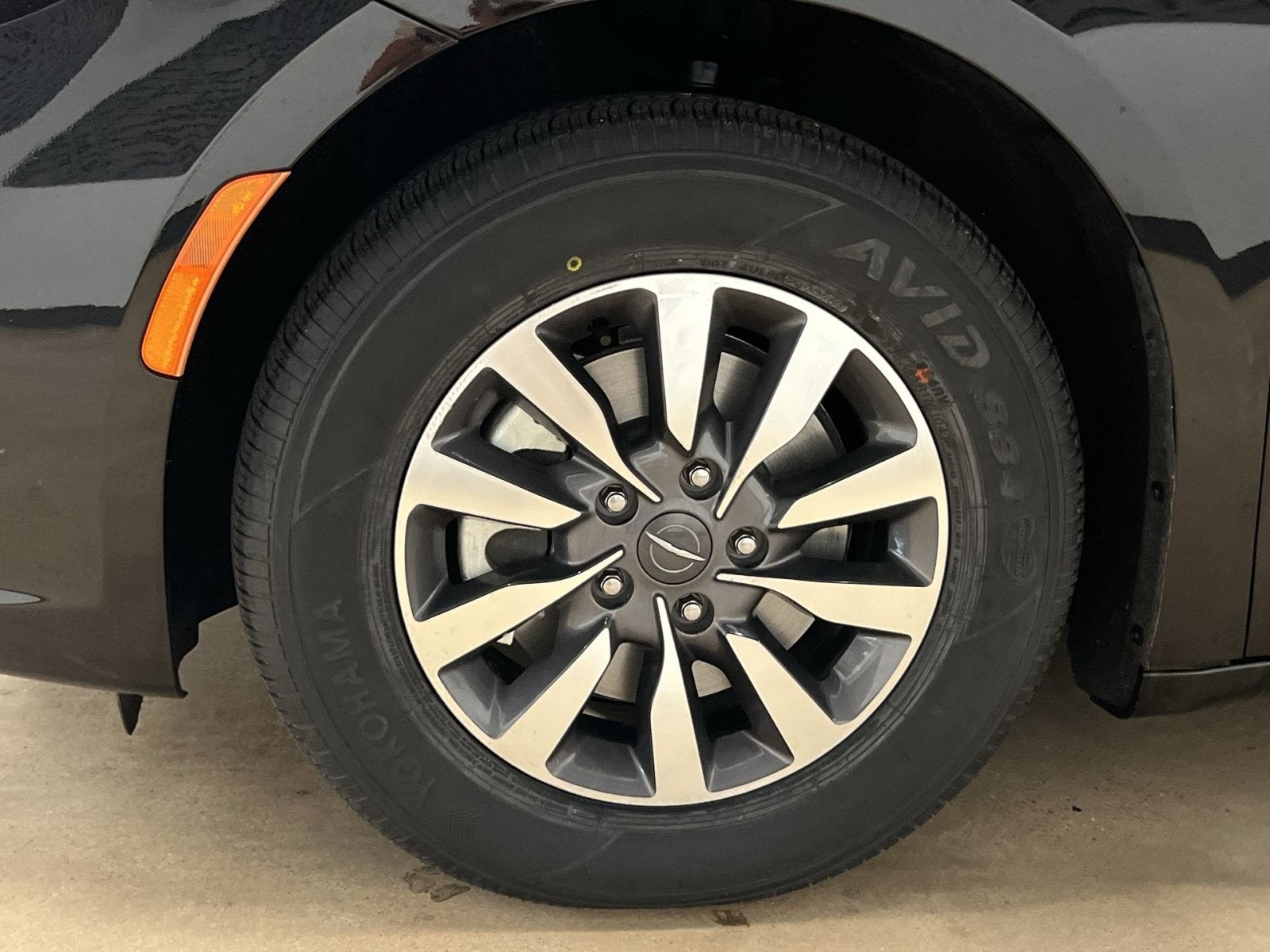2024 Chrysler Pacifica Hybrid Select